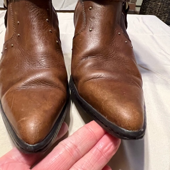 SOLD 8.5 Ladies Harley Davidson Studded Harness Boots - Picture 10 of 16